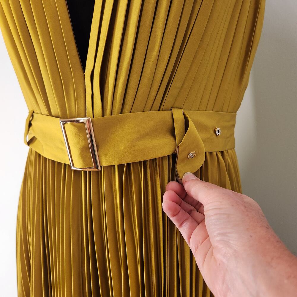 IEENA MAC DUGGAL NWT Pleated Cap Sleeve Chartreuse Dress 26483, Size 10 - Picture 8 of 15